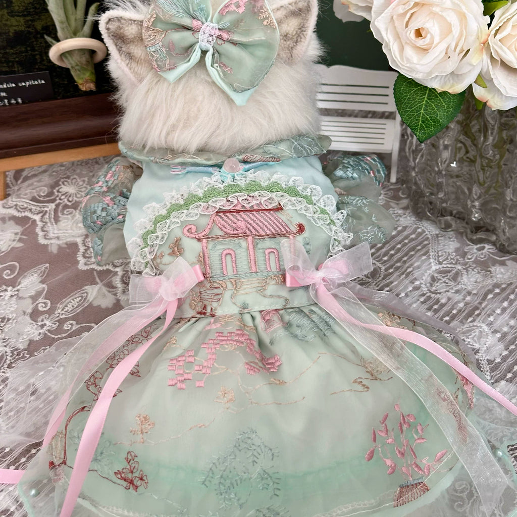 New Chinese Embroidered Tulle Pet Dress for Dogs and Cats