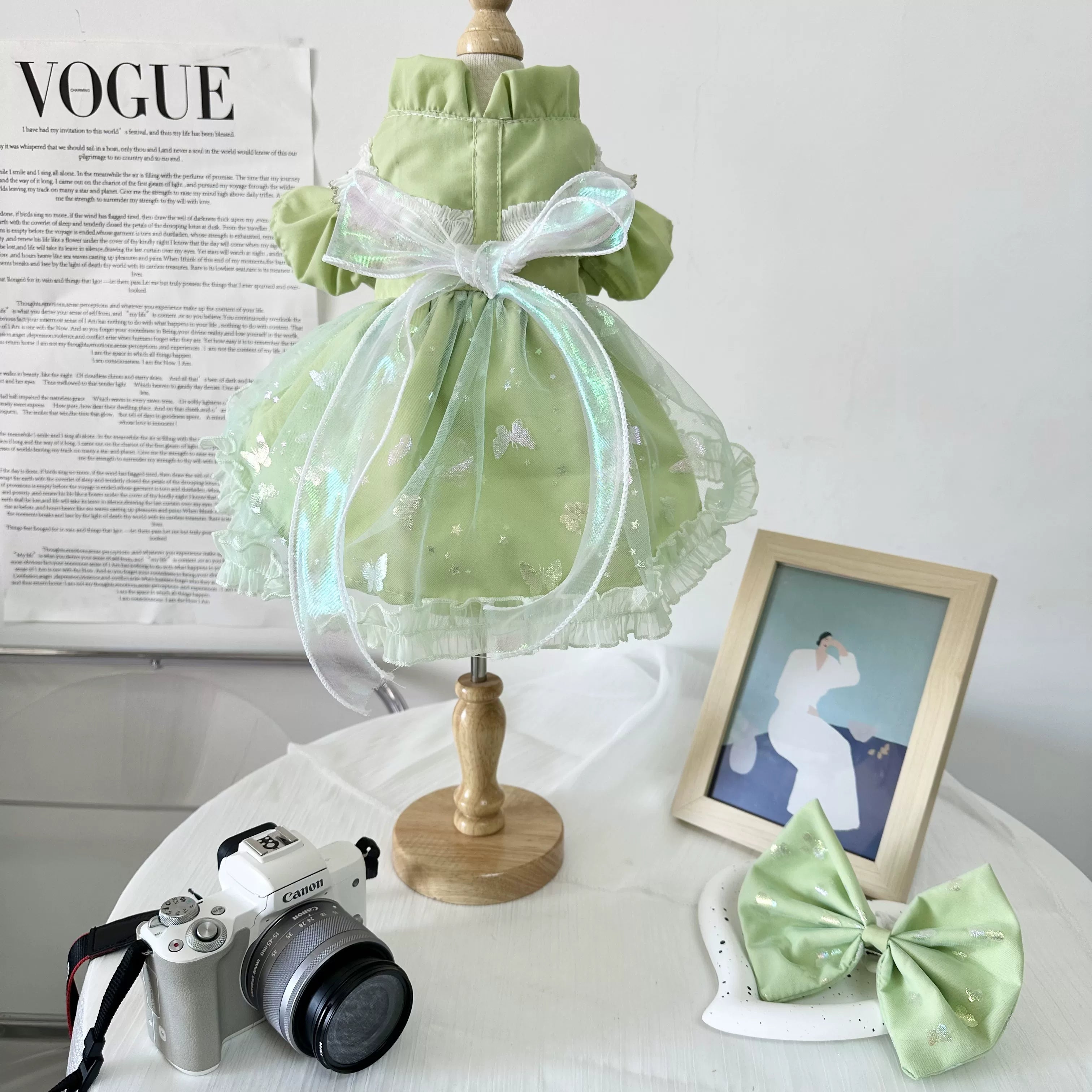 Green Iridescent Shiny Pet Skirt & Bow Cat Outfit
