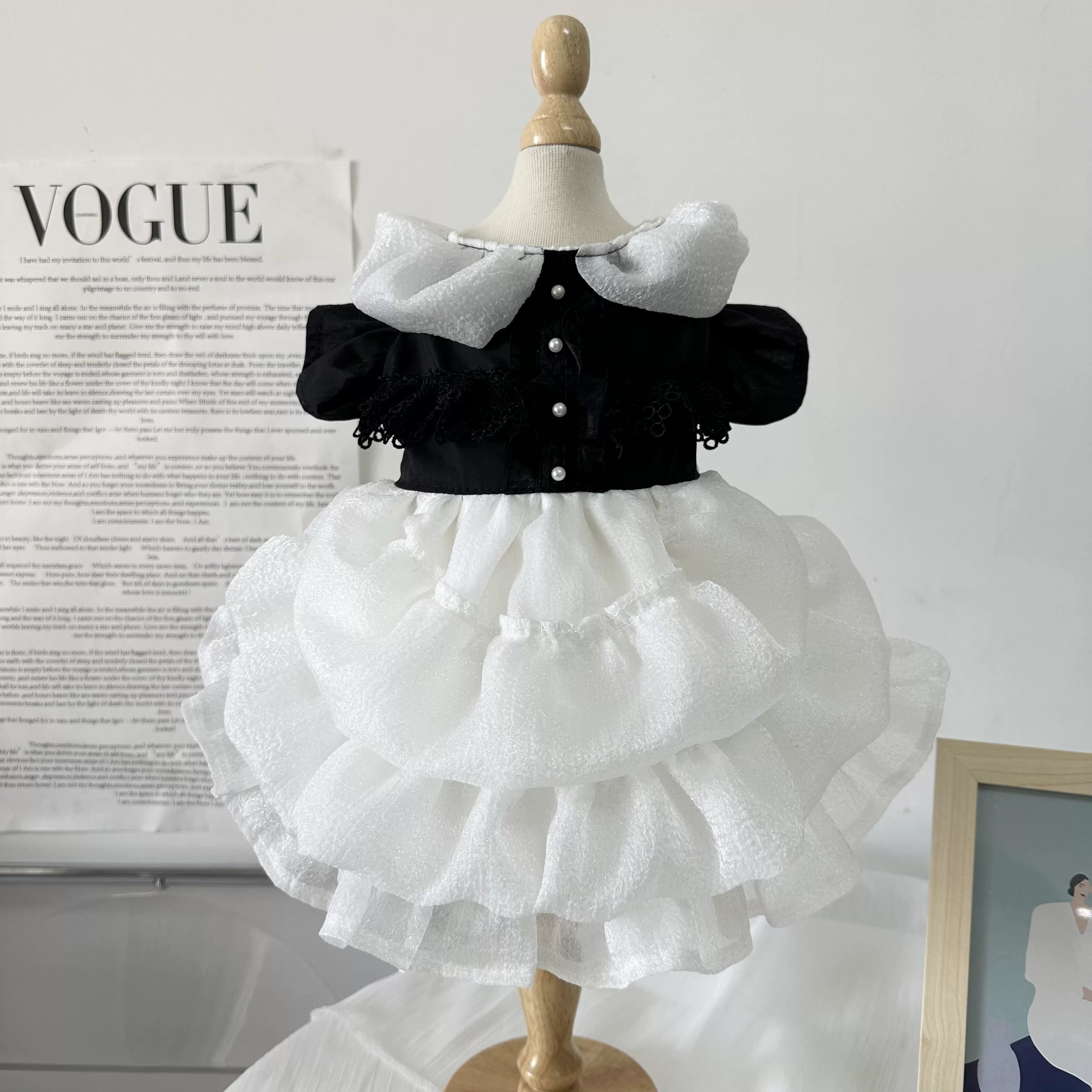Elegant Black Swan Pet Dress for Cats and Small Dogs - Image 3